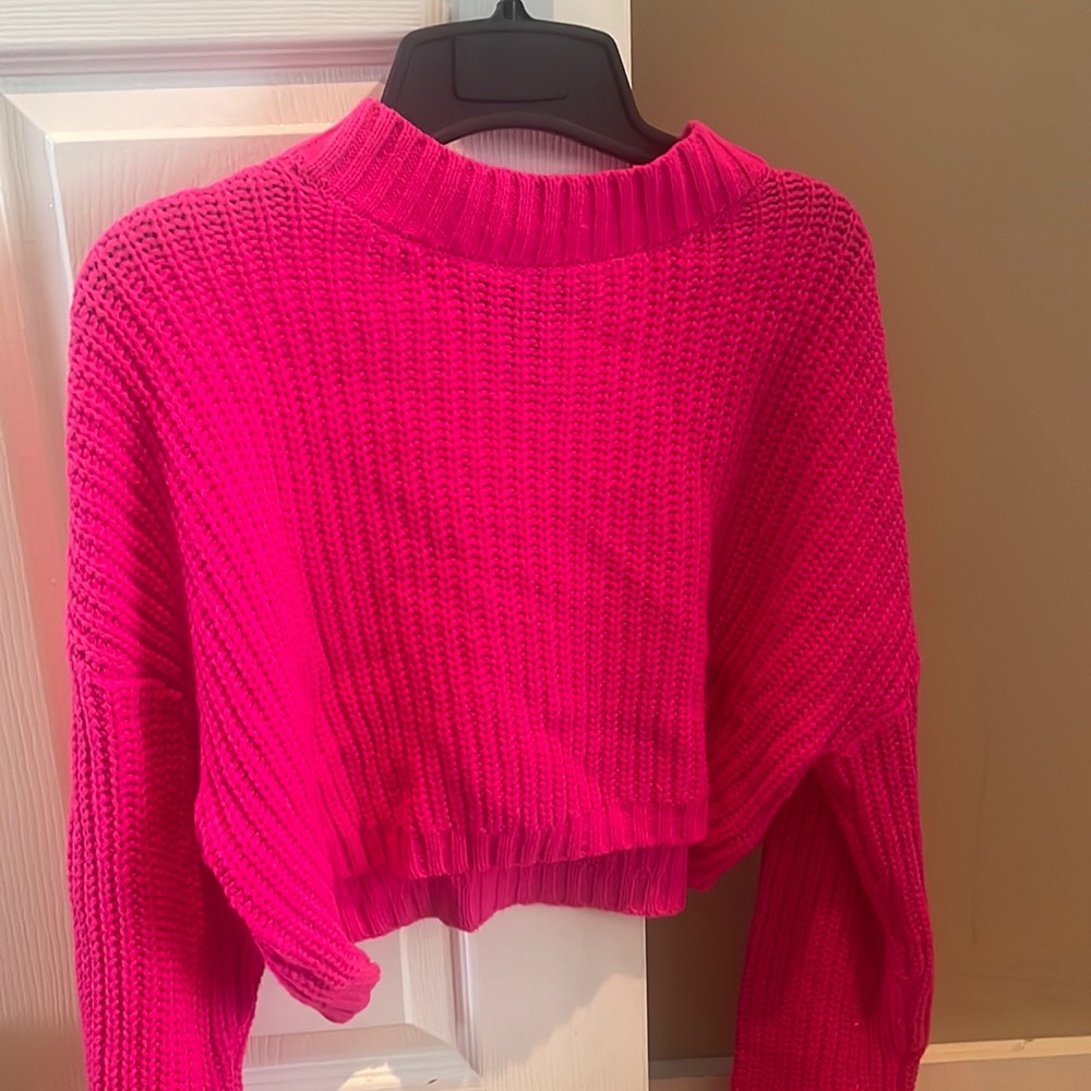 Cropped sweater